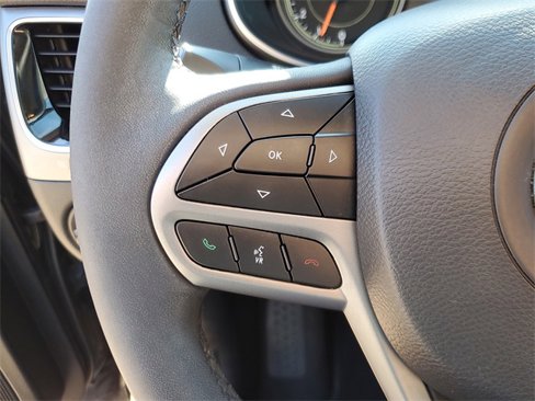 Used 2022 Jeep Cherokee Limited image 23