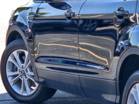 Used 2018 Ford Escape SEL image 15