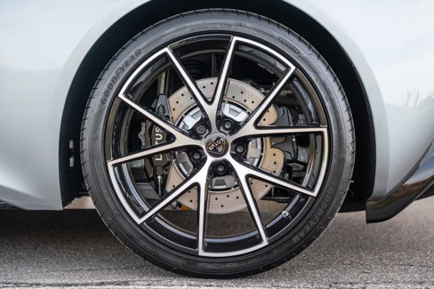 New 2025 Lotus Emira image 23