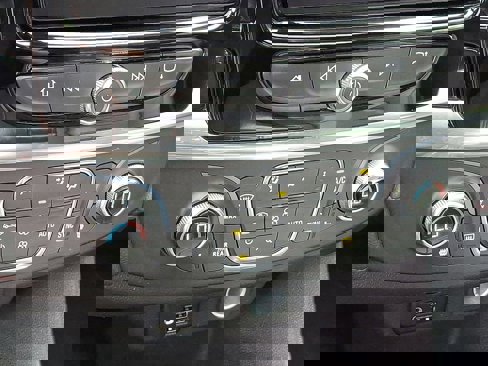 Certified 2023 Chevrolet Traverse RS image 22