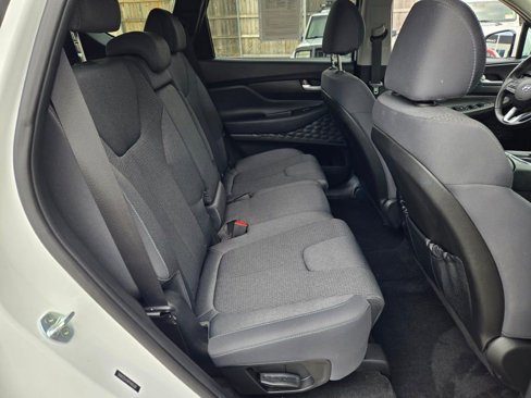 Used 2023 Hyundai Santa Fe SEL image 8