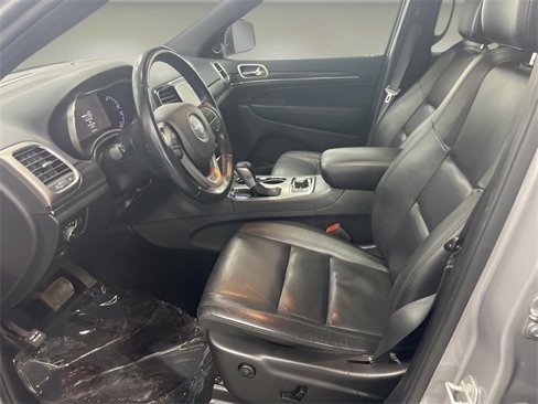 Used 2020 Jeep Grand Cherokee Limited image 2