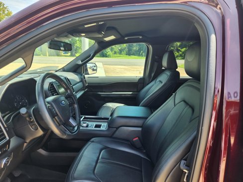 Certified 2021 Ford Expedition Limited image 12