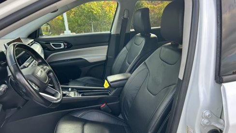 Used 2022 Jeep Compass Limited image 16