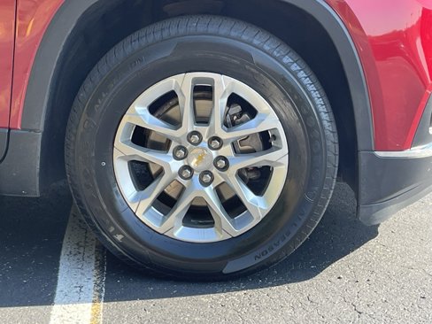 Used 2019 Chevrolet Traverse LT image 9