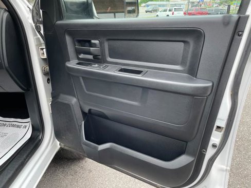 Used 2015 RAM 2500 Tradesman w/ Chrome Appearance Group image 27