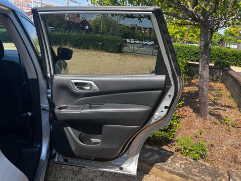 Used 2018 Nissan Pathfinder SV w/ SV Tech Package image 26