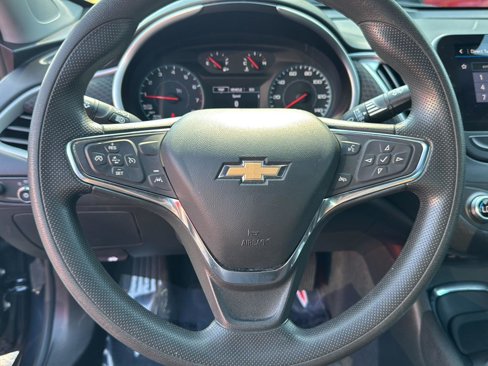 Used 2023 Chevrolet Malibu LT image 17