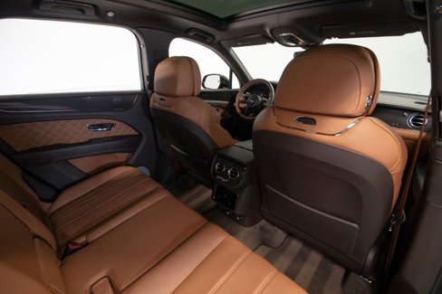 Used 2022 Bentley Bentayga image 63