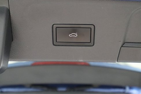 Used 2019 Volkswagen Atlas SE image 17