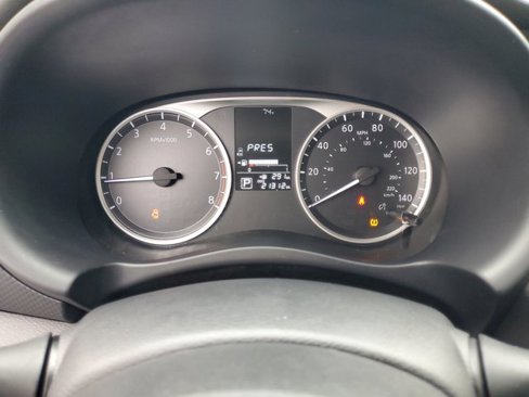 Used 2024 Nissan Kicks S image 23