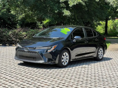 Used 2021 Toyota Corolla LE image 1