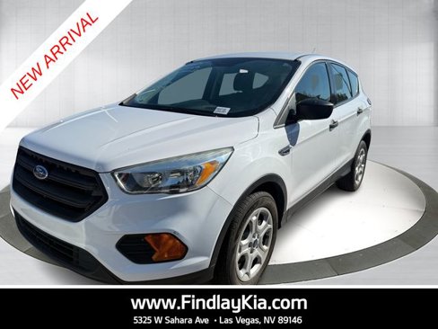 Used 2017 Ford Escape S image 1