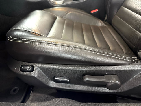 Used 2013 Ford Mustang GT Premium w/ Brembo Brake Pkg image 10