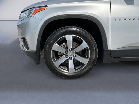 Used 2020 Chevrolet Traverse LT w/ LT Premium Package image 91