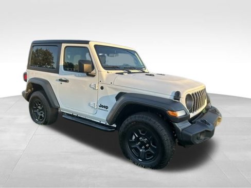 Used 2025 Jeep Wrangler Sport image 10