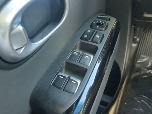 Used 2018 Kia Soul ! w/ Tech Package image 24