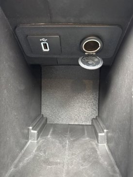 Used 2017 Ford Escape Titanium image 37