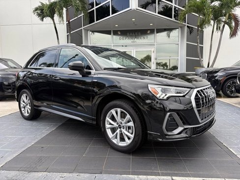 Used 2024 Audi Q3 2.0T Premium image 1