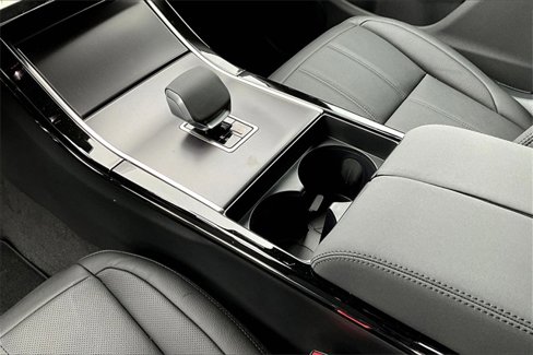 New 2026 Land Rover Range Rover Evoque Dynamic SE image 9