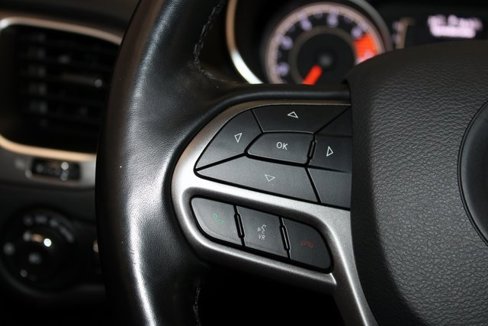 Used 2020 Jeep Cherokee Latitude Plus w/ Comfort/Convenience Group image 26