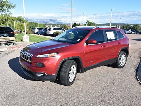 Used 2016 Jeep Cherokee Latitude w/ Comfort & Sound Group image 3