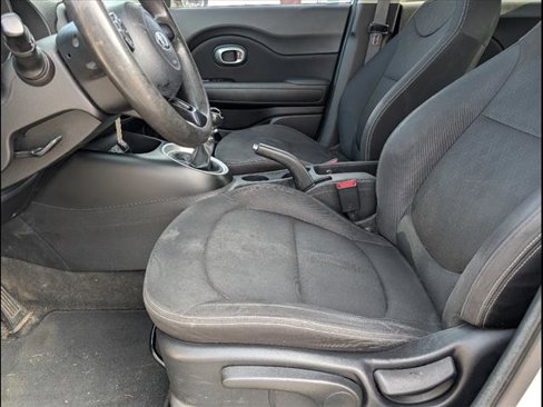 Used 2015 Kia Soul image 5