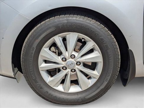 Used 2018 Kia Sedona LX w/ LX Essentials Premium Package image 14
