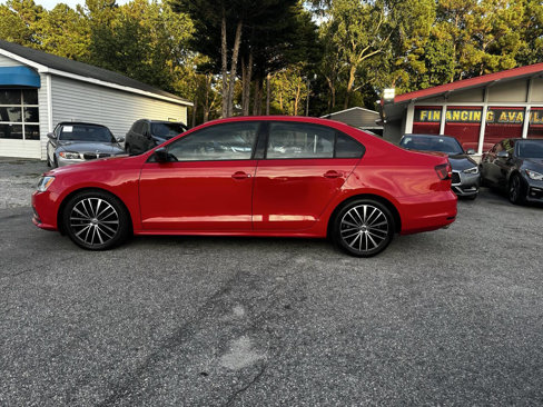 Used 2016 Volkswagen Jetta Sport image 3