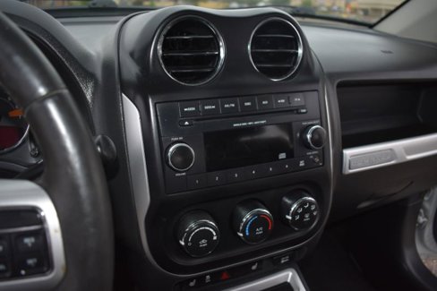 Used 2015 Jeep Compass High Altitude image 31