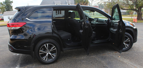 Used 2019 Toyota Highlander LE image 10