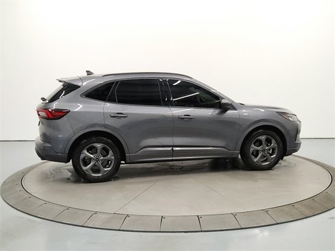 Used 2023 Ford Escape ST-Line image 8