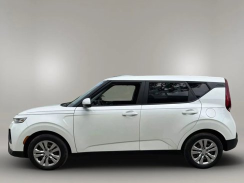 Used 2021 Kia Soul LX image 4