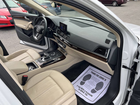 Used 2019 Audi Q5 2.0T Premium w/ Convenience Package image 15