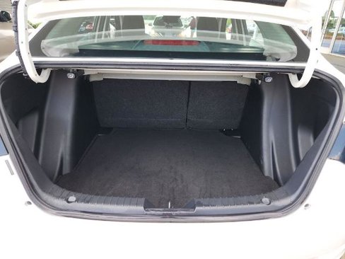 Used 2020 Toyota Yaris LE image 13