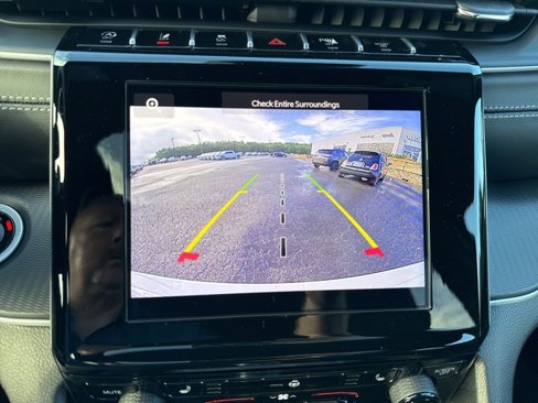 New 2025 Jeep Grand Cherokee Laredo X w/ Luxury Tech Group I image 33
