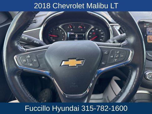 Used 2018 Chevrolet Malibu LT image 14