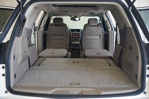 Used 2013 GMC Acadia Denali image 39