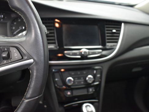 Used 2022 Buick Encore Preferred w/ Safety Package image 15