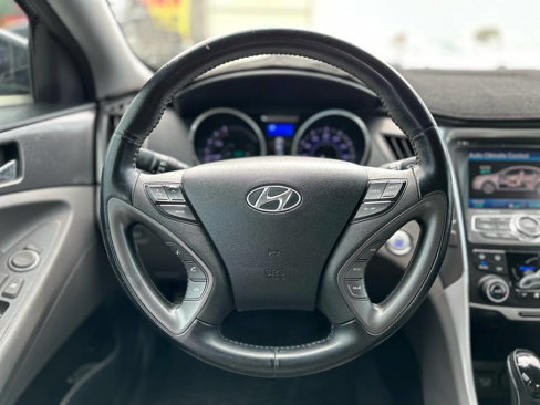 Used 2014 Hyundai Sonata Limited w/ Panoramic Sunroof Package 02 image 15