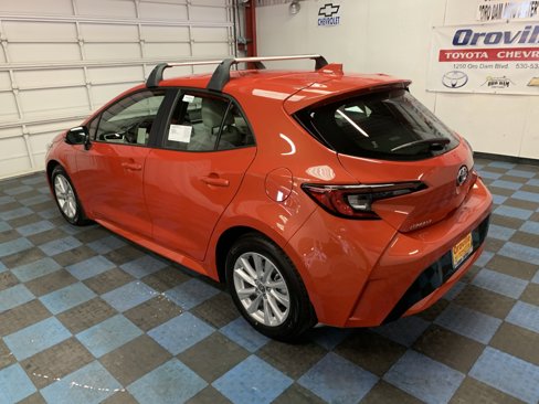 New 2025 Toyota Corolla SE w/ SE Package image 3