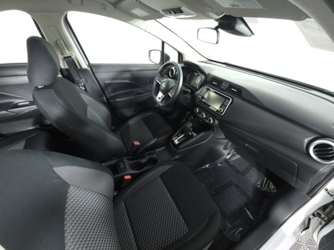 Used 2020 Nissan Versa S image 14