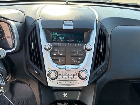 Used 2011 Chevrolet Equinox LT w/ Driver Convenience Package image 12