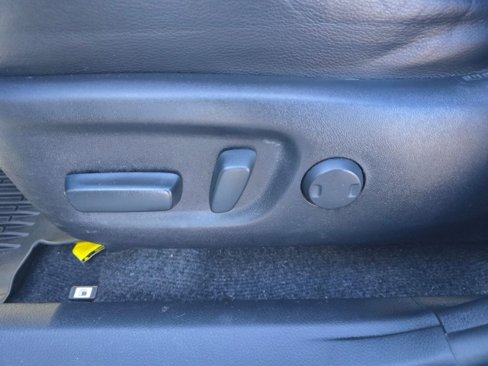 Used 2017 Toyota RAV4 SE image 27