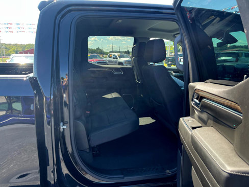 Used 2023 Chevrolet Silverado 1500 LT image 23