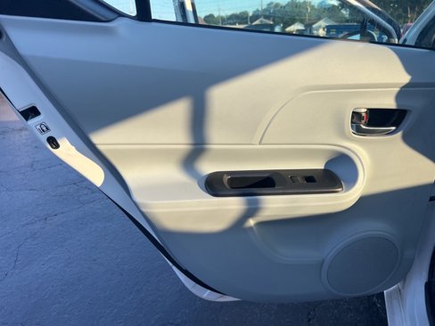 Used 2012 Toyota Prius C image 15