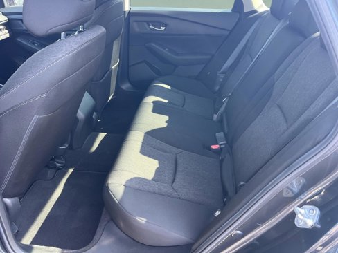 Used 2023 Honda Accord EX image 31