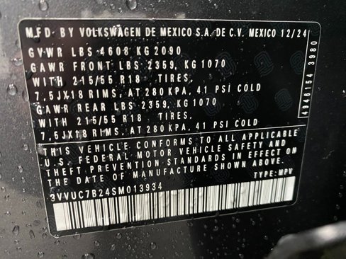 New 2025 Volkswagen Taos SE image 28