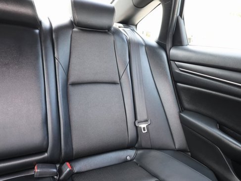 Used 2022 Honda Accord Sport image 14