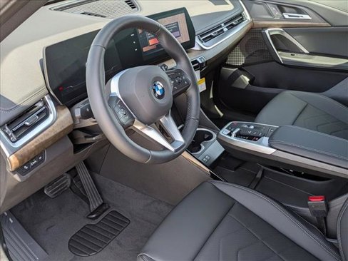 New 2025 BMW X1 xDrive28i w/ Convenience Package image 3